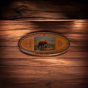 Great Western Enterprise Cribbage Board Wood 2 Pegs Brown Bear Grizzley No Cover